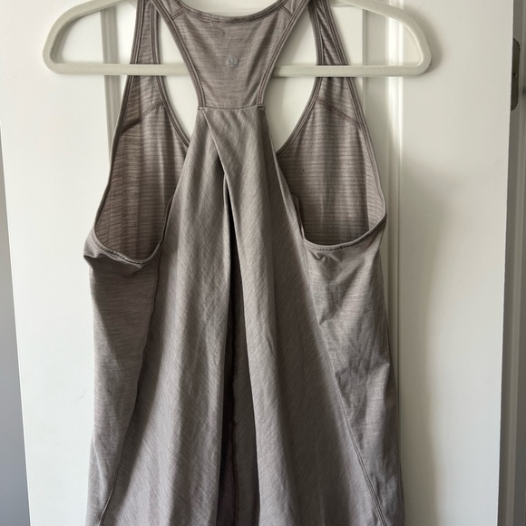 Lululemon tank - Picture 2 of 2